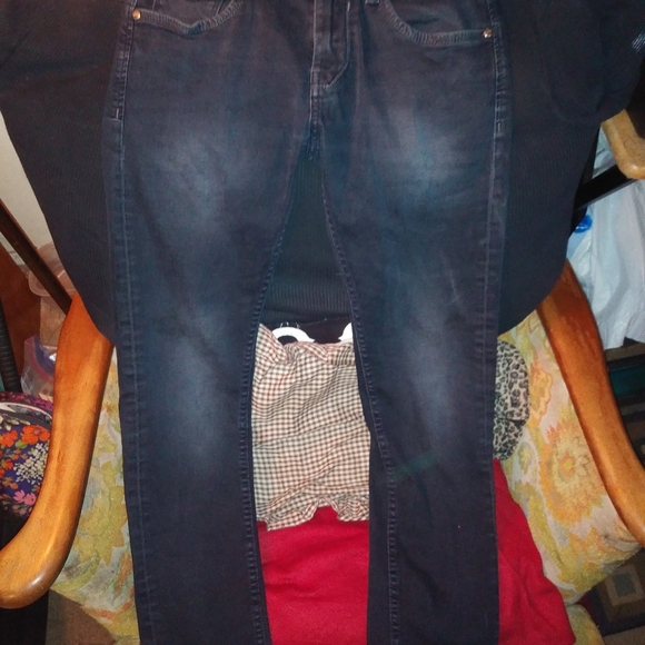 DSQUARED2 Skinny Jeans - Picture 3 of 9